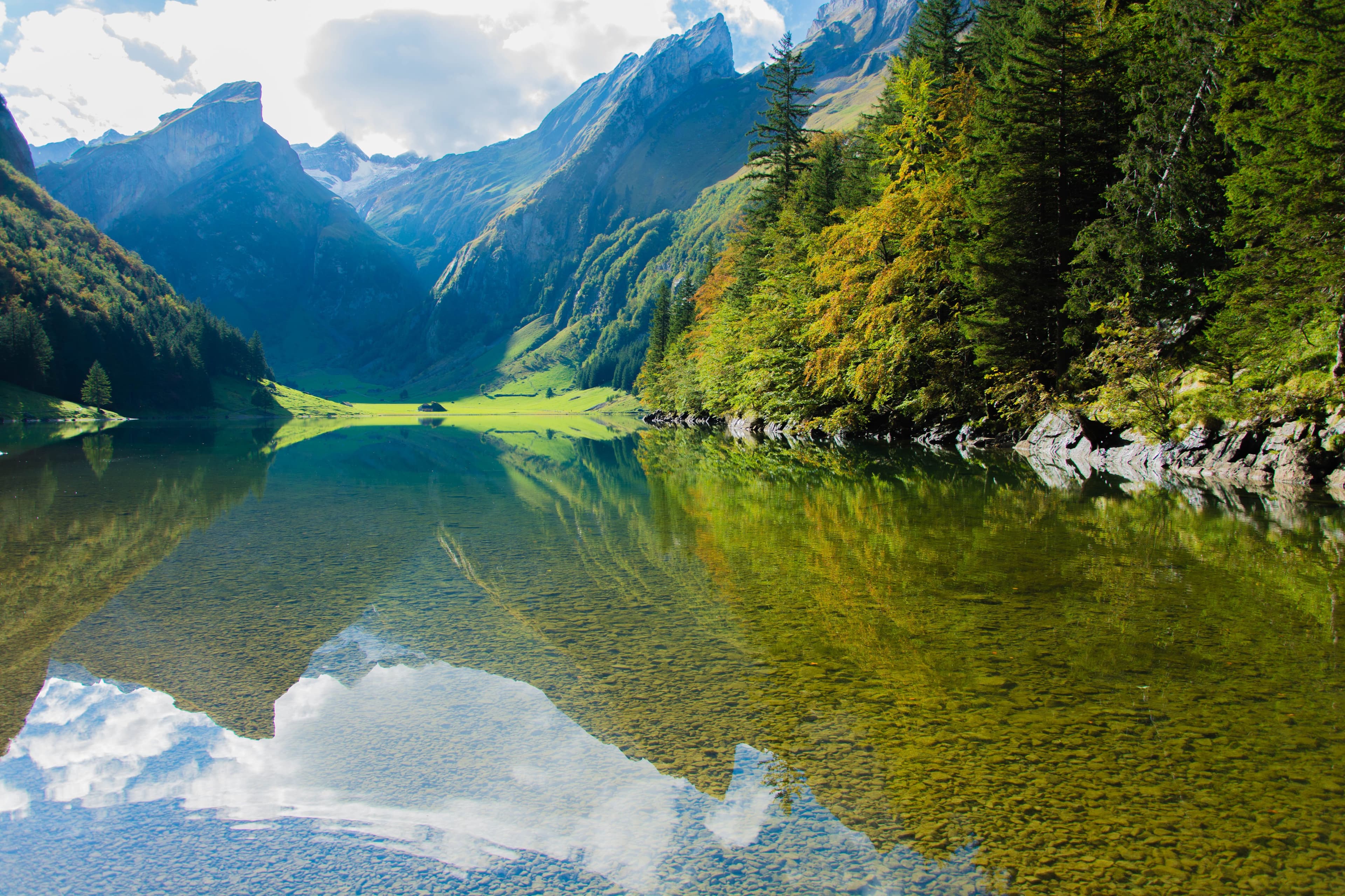 How to choose a hotel view that is worth the upgrade